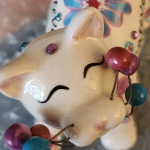2007 Lacombe ceramic cat figurine